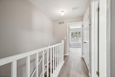 907 Wetherburn Court Raritan NJ 08822