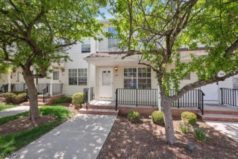907 Wetherburn Court Raritan NJ 08822
