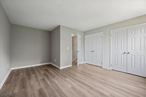 907 Wetherburn Court Raritan NJ 08822