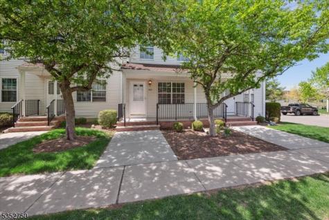 907 Wetherburn Court Raritan NJ 08822