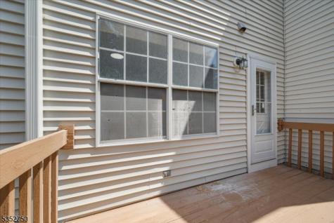 907 Wetherburn Court Raritan NJ 08822