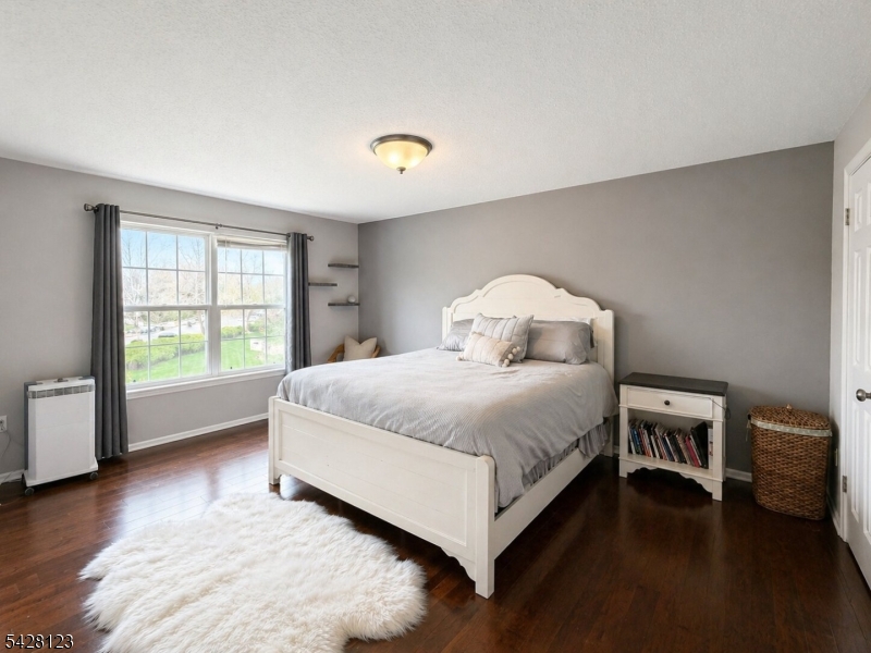 605 Magnolia Lane Branchburg NJ 08876