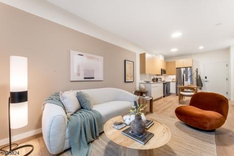 431 Drive Mlk Jr Boulevard East Orange NJ 07018