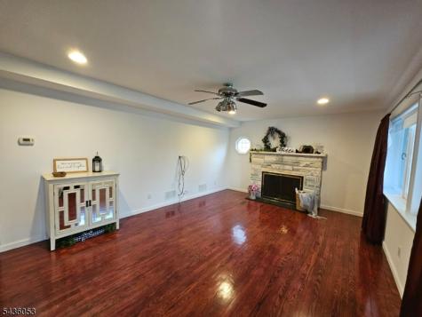 119 Dartmouth Trail Hopatcong NJ 07843