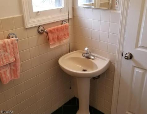 119 Dartmouth Trail Hopatcong NJ 07843