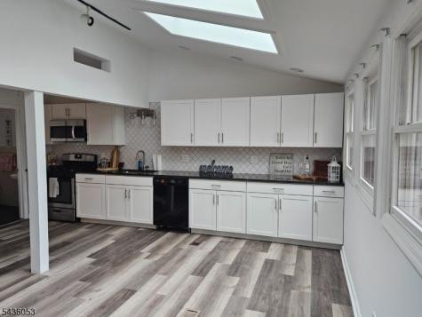 119 Dartmouth Trail Hopatcong NJ 07843