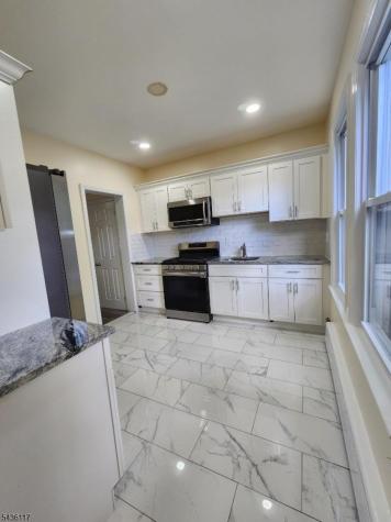 32 Edisonia Terrace West Orange NJ 07052
