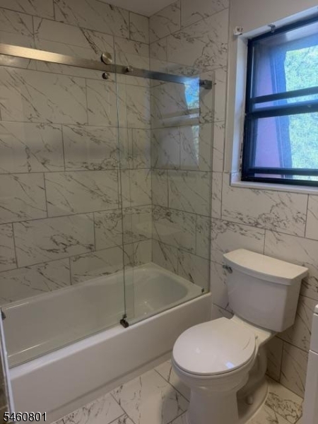 910 N Oaks Boulevard North Brunswick NJ 08902
