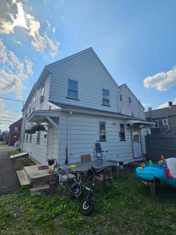 38 Thompson Street Raritan NJ 08869
