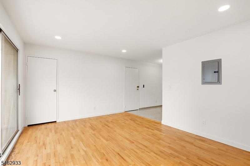 6107 Palisade Avenue West New York NJ 07093