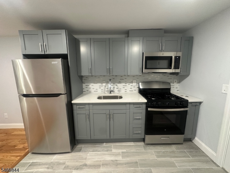 479 N 6th Street Newark NJ 07107