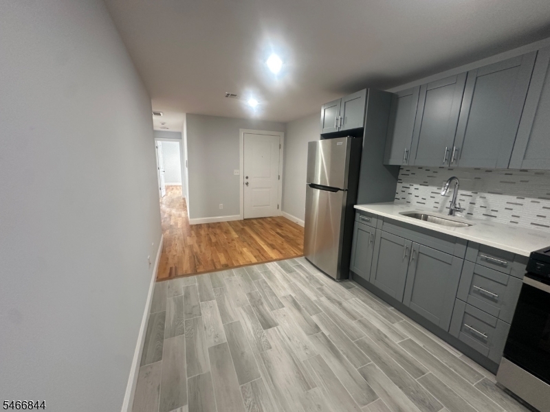 479 N 6th Street Newark NJ 07107