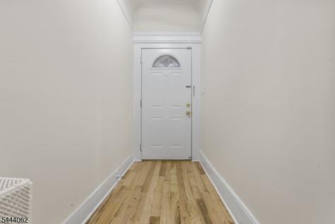 197 Hollywood Avenue East Orange NJ 07018