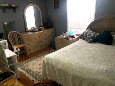 537 Rosewood Terrace Linden NJ 07036