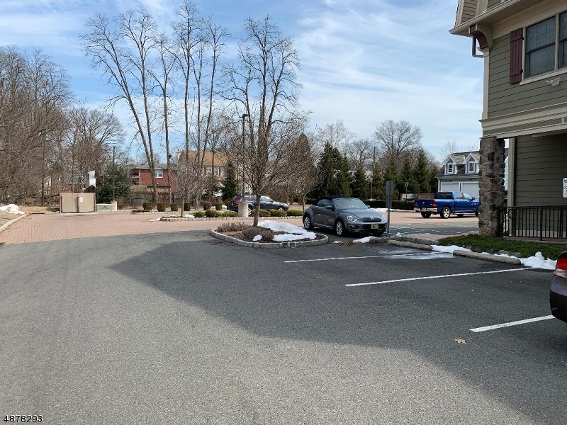 549 Park Avenue Scotch Plains NJ 07076