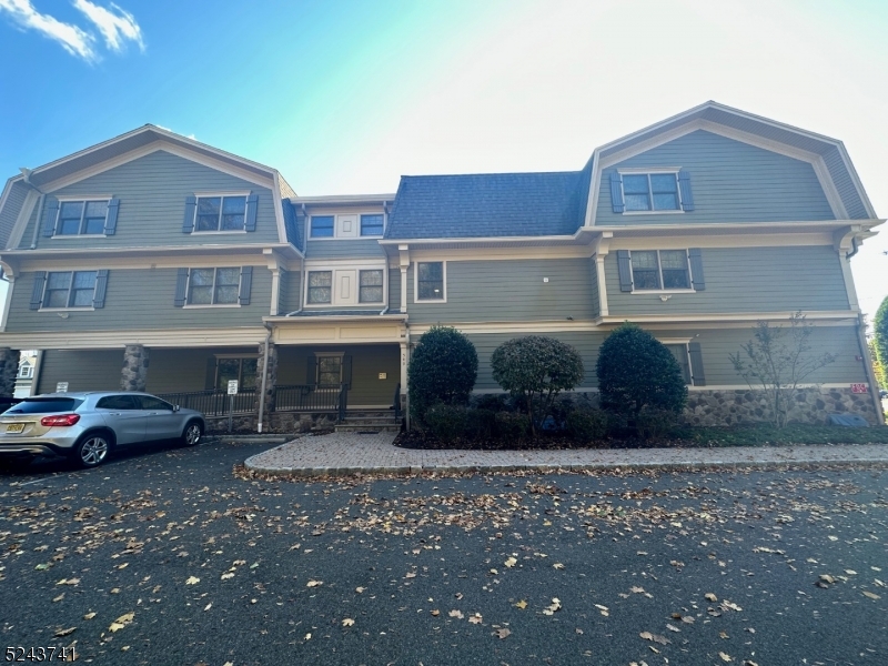 549 Park Avenue Scotch Plains NJ 07076