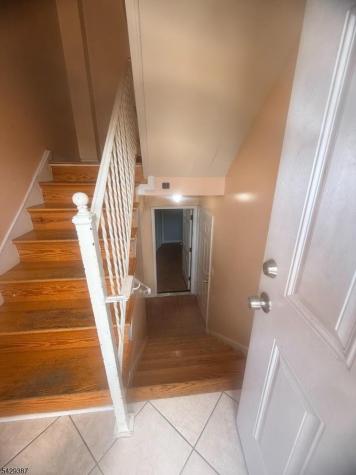 26 Lisa Court Newark NJ 07112