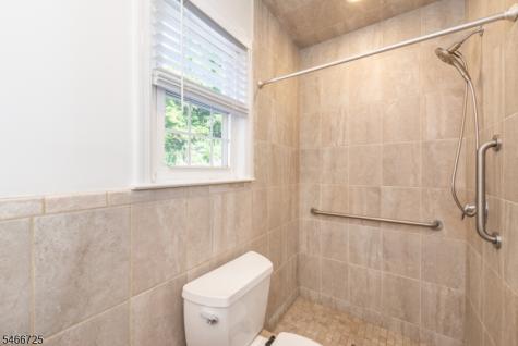 160 Bloomfield Avenue Verona NJ 07044