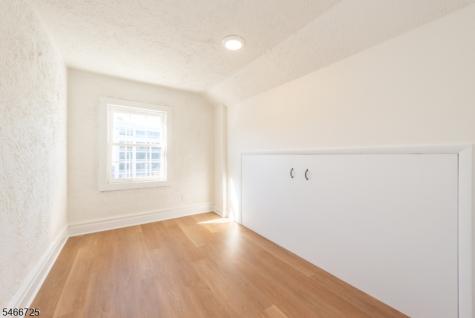 160 Bloomfield Avenue Verona NJ 07044