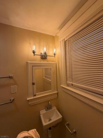 816 S 16th Street Newark NJ 07108