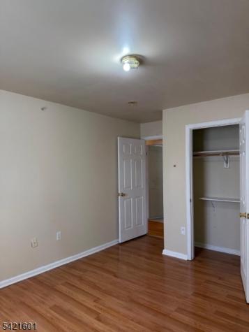 41 3RD Street Newark NJ 07107