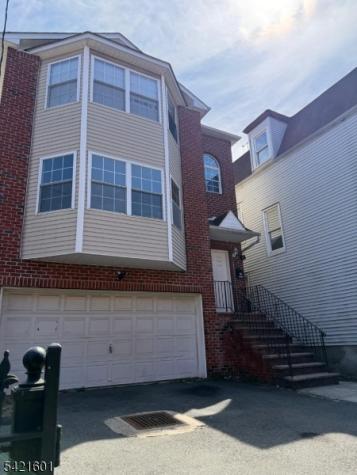 41 3RD Street Newark NJ 07107