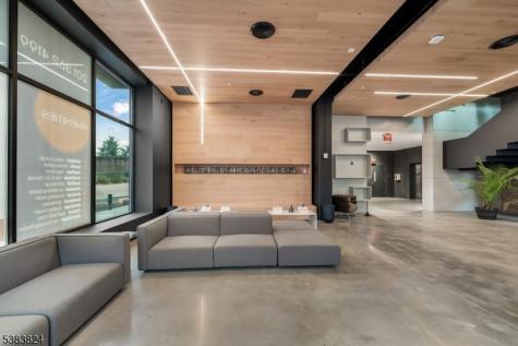 431 Drive Mlk Jr Boulevard East Orange NJ 07018