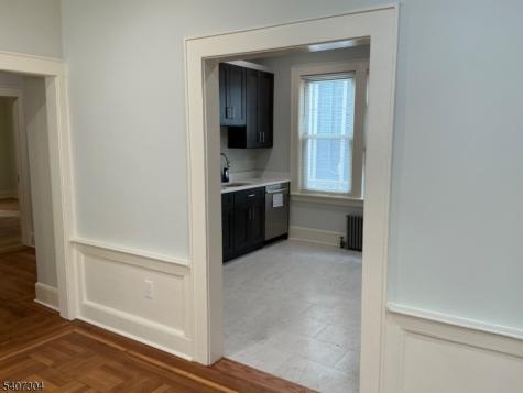 176 Weequahic Avenue Newark NJ 07112