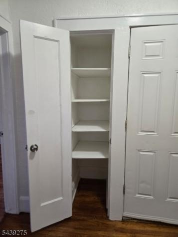 27 Cleveland Avenue Newark NJ 07106
