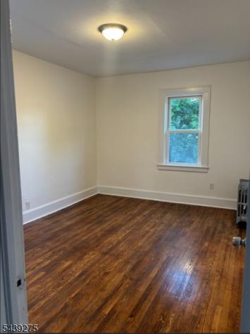 27 Cleveland Avenue Newark NJ 07106
