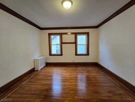 27 Cleveland Avenue Newark NJ 07106