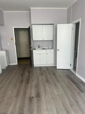 1055 Main Avenue Clifton NJ 07011
