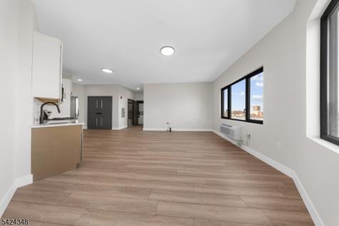 87 Mary Street Paterson NJ 07503