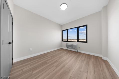 87 Mary Street Paterson NJ 07503