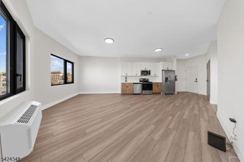 87 Mary Street Paterson NJ 07503