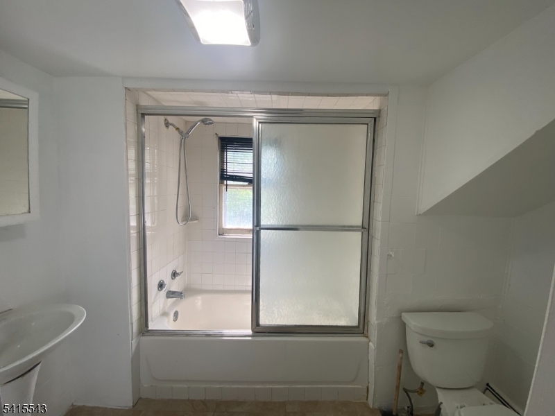 61 Highland Street Paterson NJ 07524