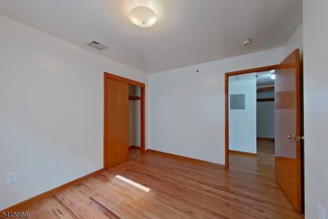55 Ferguson Street Newark NJ 07105