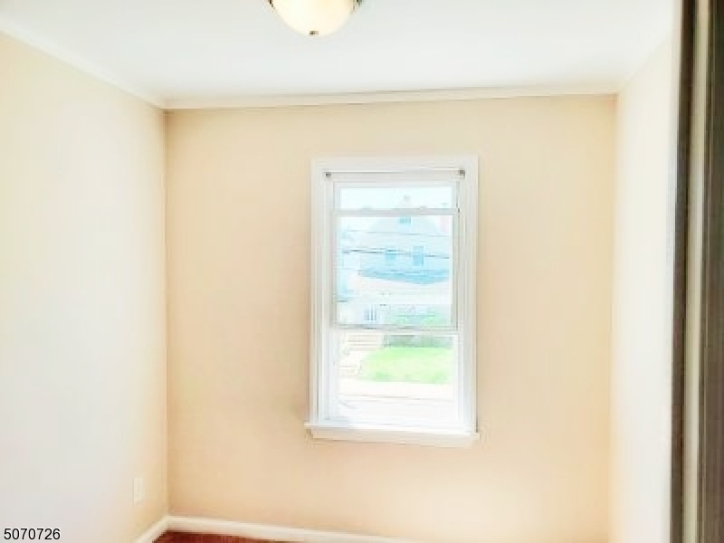 509 Jauncey Avenue Lyndhurst NJ 07071