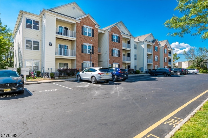 913 Del Negro Court South Plainfield NJ 07080