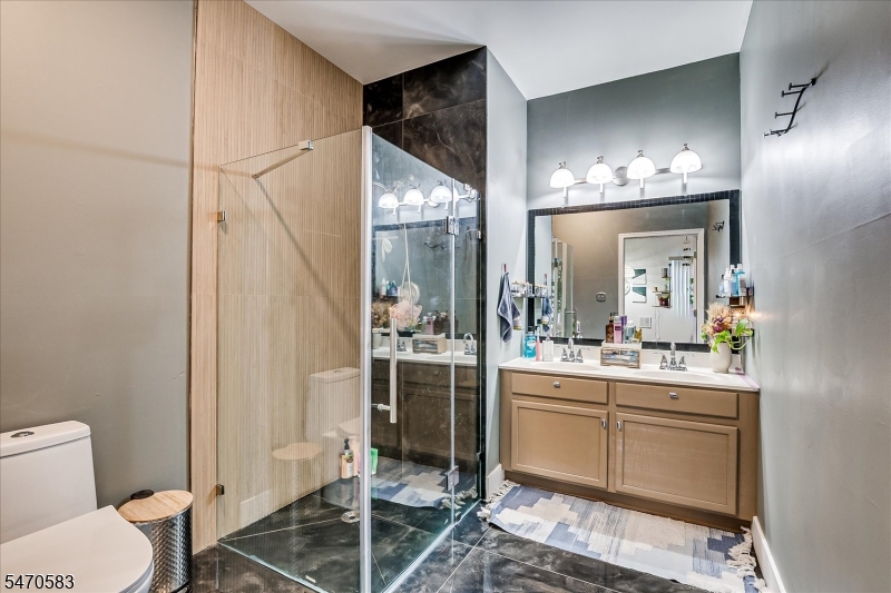 913 Del Negro Court South Plainfield NJ 07080