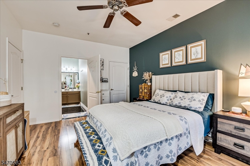 913 Del Negro Court South Plainfield NJ 07080