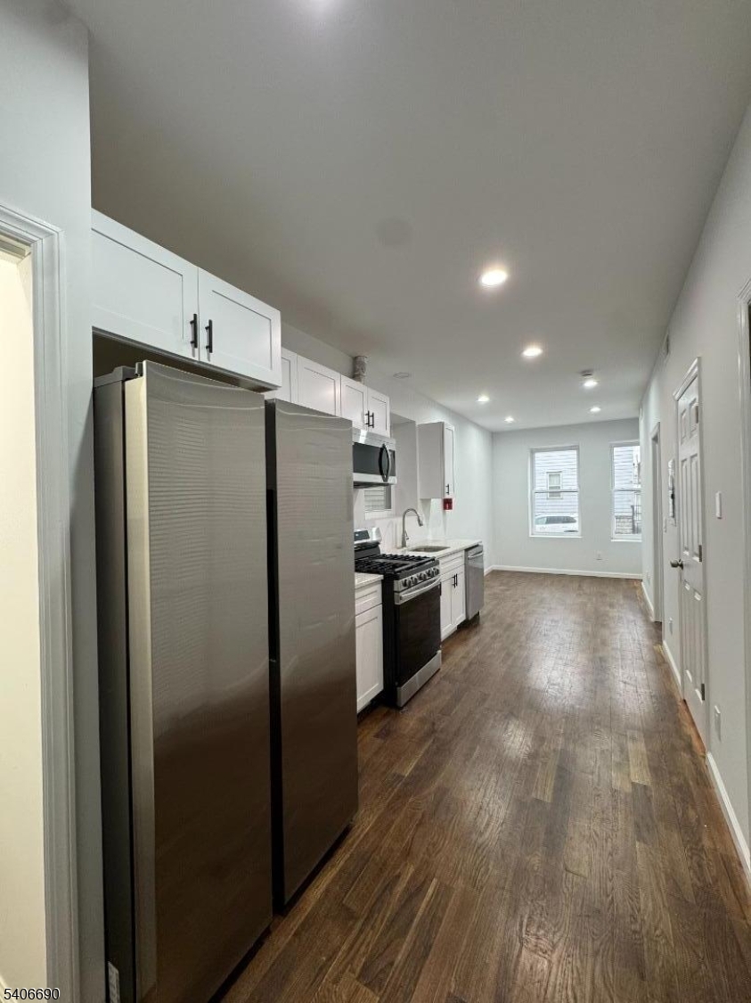 196 Malvern Street Newark NJ 07105