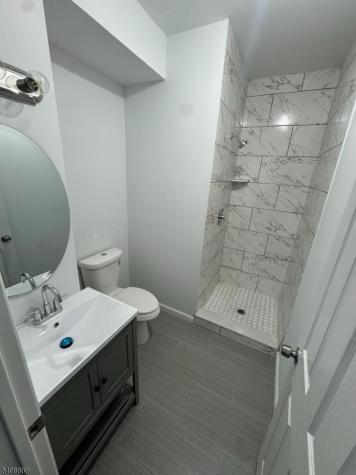 196 Malvern Street Newark NJ 07105
