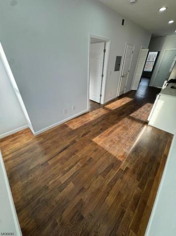 196 Malvern Street Newark NJ 07105
