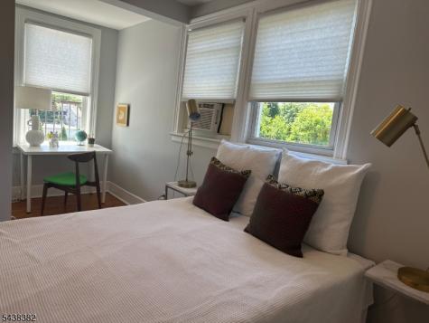 39 N Mountain Avenue Montclair NJ 07042