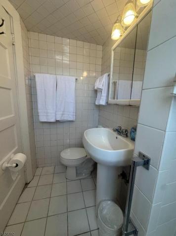 39 N Mountain Avenue Montclair NJ 07042