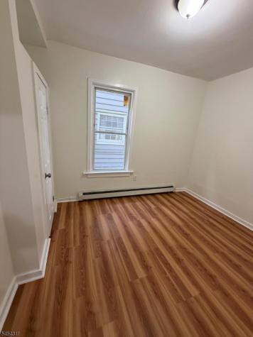 126 N 17th Street East Orange NJ 07017