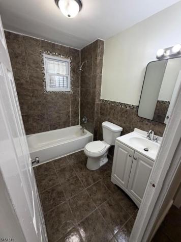 126 N 17th Street East Orange NJ 07017