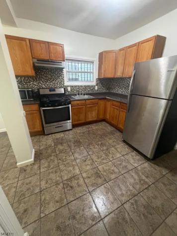 126 N 17th Street East Orange NJ 07017