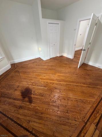 126 N 17th Street East Orange NJ 07017